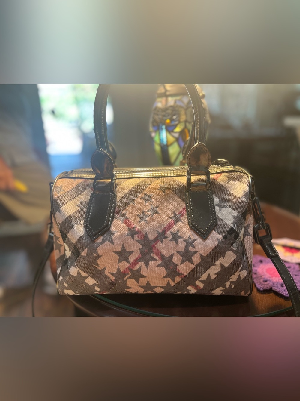 Burberry Chester in dark nickel is a rare, limited edition/Boston style handbag - Picture 2 of 13